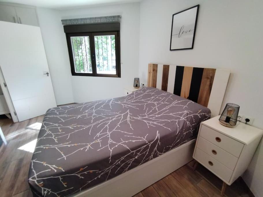 Bonito Piso Recien Reformado Con Zona De Parking Apartman Almuñécar Kültér fotó