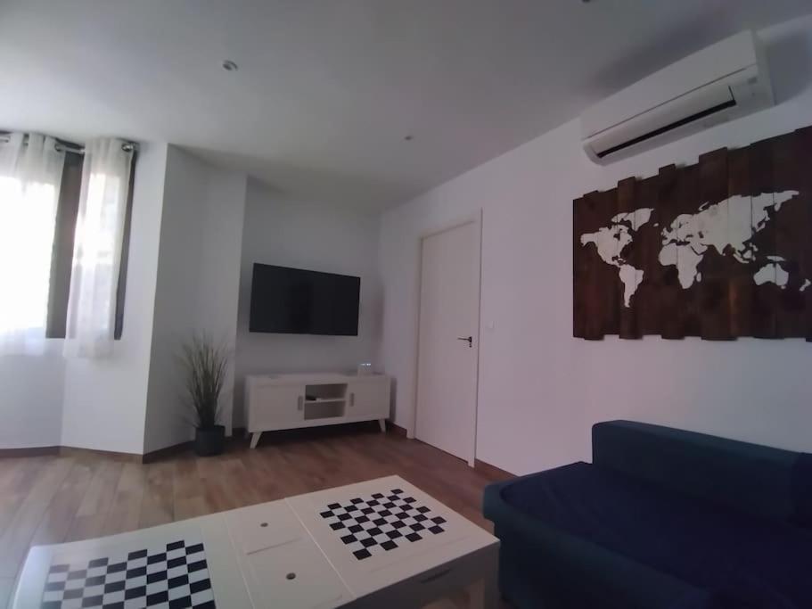 Bonito Piso Recien Reformado Con Zona De Parking Apartman Almuñécar Kültér fotó
